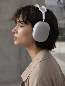 Combo de AirPods blancos y AirPods P9